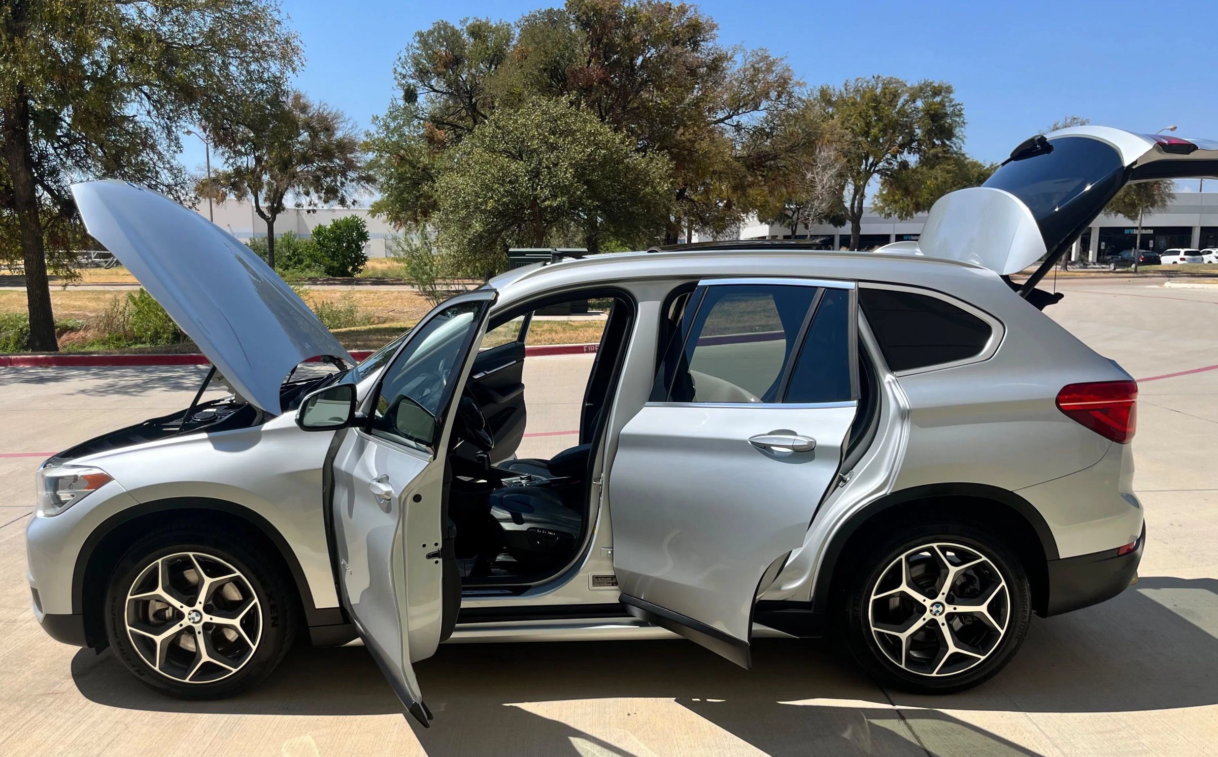 Used 2018 BMW X1 sDrive28i FWD image 11