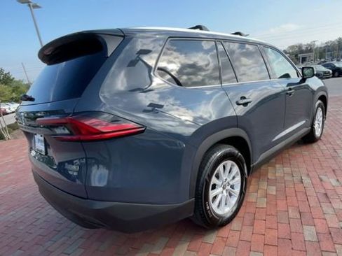 Used 2025 Toyota Grand Highlander AWD Hybrid image 9