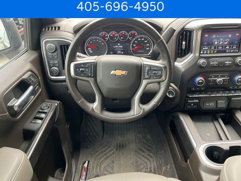 Used 2021 Chevrolet Silverado 1500 LTZ AWD/4WD image 16