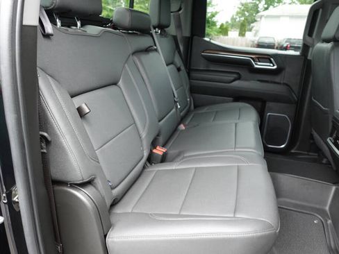 Used 2023 Chevrolet Silverado 1500 RST w/ True North Edition Plus AWD/4WD image 32