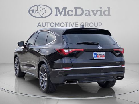 Used 2023 Acura MDX SH-AWD w/ Technology Package image 4