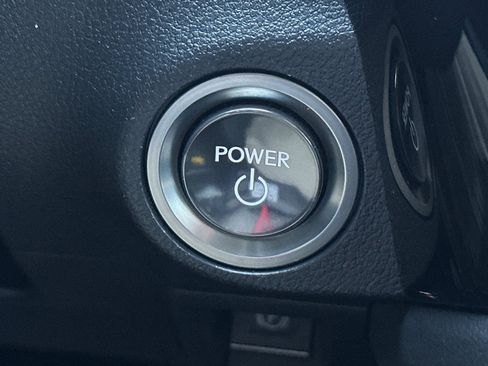 Certified 2025 Lexus ES 300h w/ Premium Package image 27