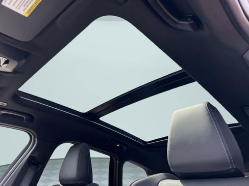 New 2026 BMW X1 xDrive28i w/ Convenience Package image 16