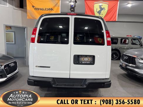 Used 2023 Chevrolet Express 3500 LS image 4