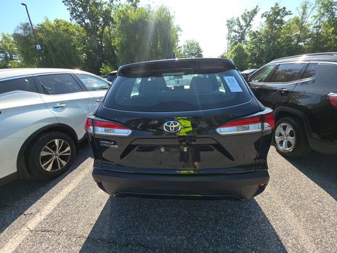 Used 2024 Toyota Corolla Cross L FWD image 7