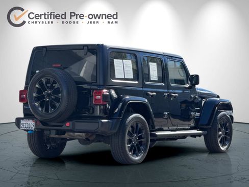 Used 2023 Jeep Wrangler Unlimited Sahara image 4