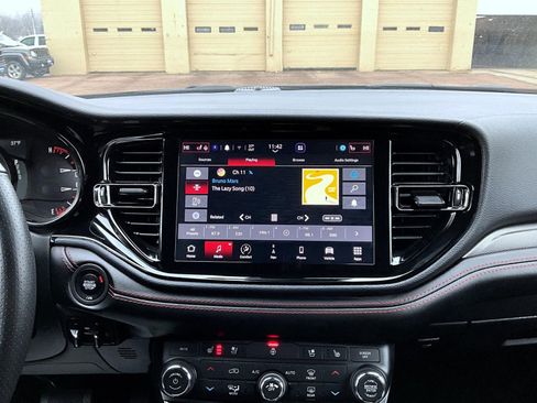 Certified 2025 Dodge Durango GT image 13