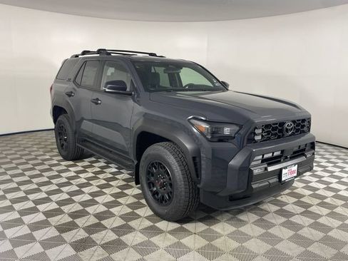 New 2026 Toyota 4Runner TRD Off-Road AWD/4WD image 15