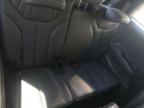 Used 2024 Hyundai Palisade Limited AWD/4WD image 11