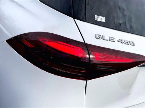 New 2026 Mercedes-Benz GLE 450 4MATIC image 5