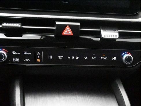 New 2026 Kia Sportage LX FWD image 7