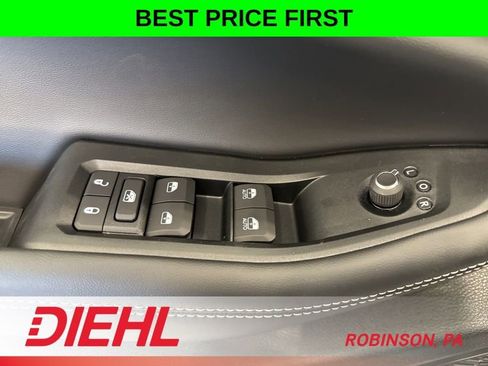 New 2026 Jeep Grand Cherokee Altitude AWD/4WD image 22