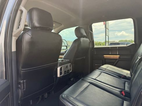 Used 2020 Ford F250 Lariat w/ Lariat Value Package AWD/4WD image 24