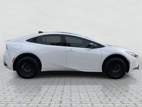 Certified 2026 Toyota Prius XSE Premium image 8