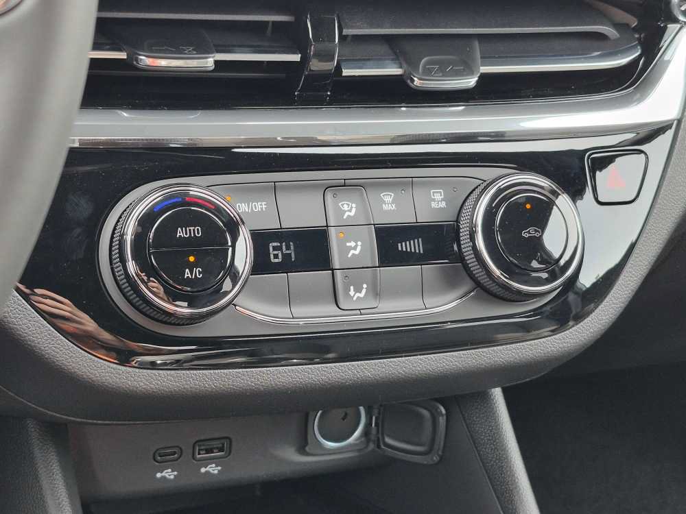 New 2026 Buick Envista Sport Touring w/ Convenience II Package FWD image 16