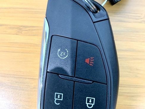 Used 2023 GMC Canyon AT4 w/ Canyon Safety Plus Package image 50