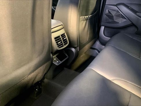 Used 2024 Kia Seltos EX AWD/4WD image 36