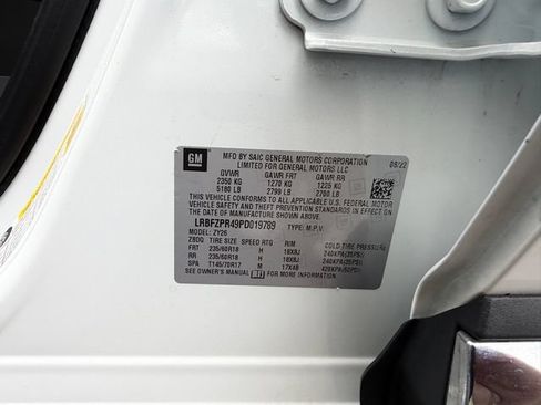 Used 2023 Buick Envision Essence AWD/4WD image 31