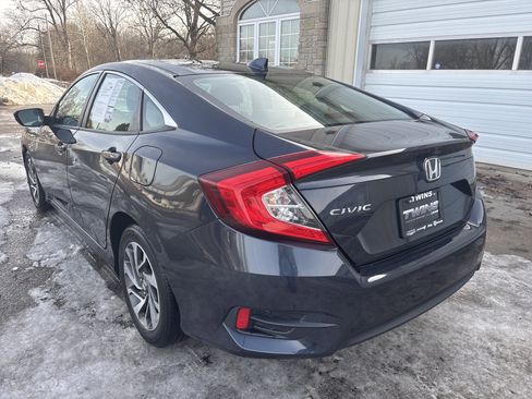 Used 2017 Honda Civic EX image 7