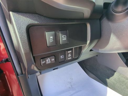Used 2022 Toyota Tacoma Limited AWD/4WD image 14