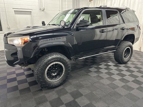 Used 2016 Toyota 4Runner Trail image 6
