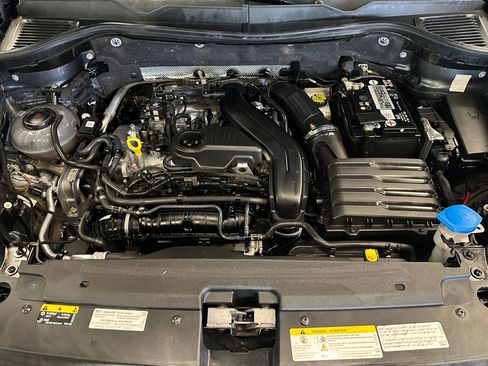 Used 2022 Volkswagen Taos SE AWD/4WD image 23