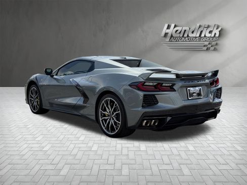 Used 2024 Chevrolet Corvette Stingray Preferred Conv w/ Z51 Performance Package RWD image 8