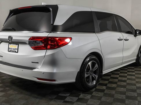 Used 2020 Honda Odyssey Touring image 12