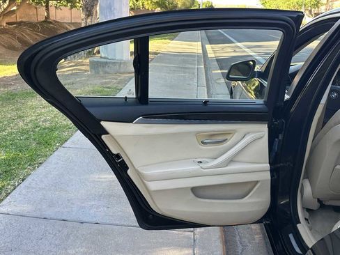 Used 2013 BMW 528i Sedan image 42