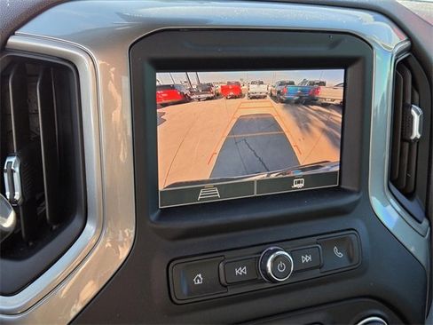 Certified 2024 Chevrolet Silverado 1500 Custom image 21