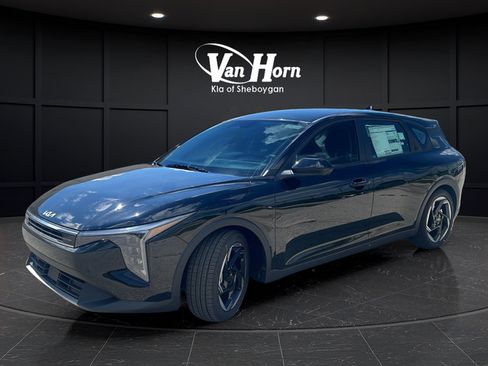 New 2026 Kia K4 EX FWD image 3