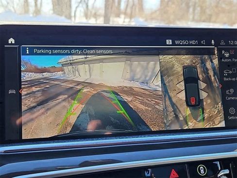 Used 2023 BMW X5 xDrive40i w/ Premium Package image 17