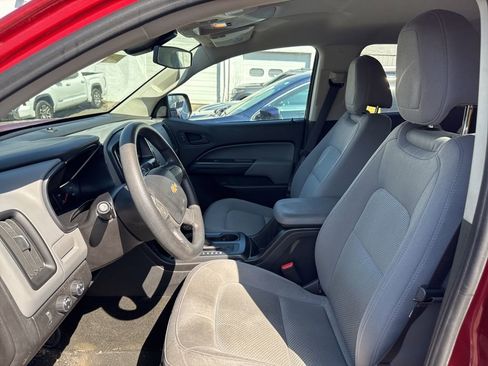 Used 2015 Chevrolet Colorado W/T w/ WT Convenience Package image 9
