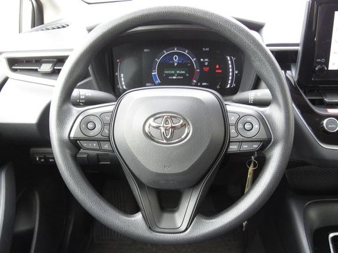 Certified 2026 Toyota Corolla LE FWD image 21