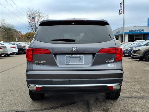 Used 2016 Honda Pilot Touring image 5