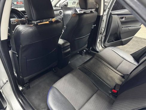 Used 2019 Toyota Corolla SE w/ Carpet Mat Package (TMS) FWD image 44