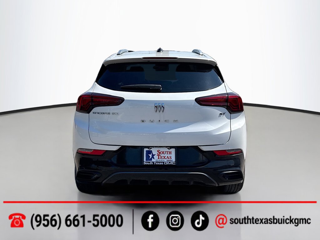 Used 2024 Buick Encore GX Sport Touring FWD image 7