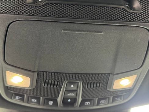Used 2023 Ford Expedition Limited AWD/4WD image 32