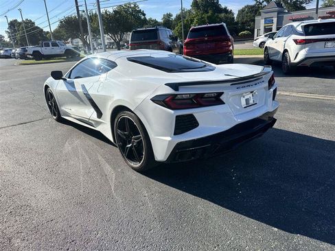 Used 2023 Chevrolet Corvette Stingray Coupe RWD image 7