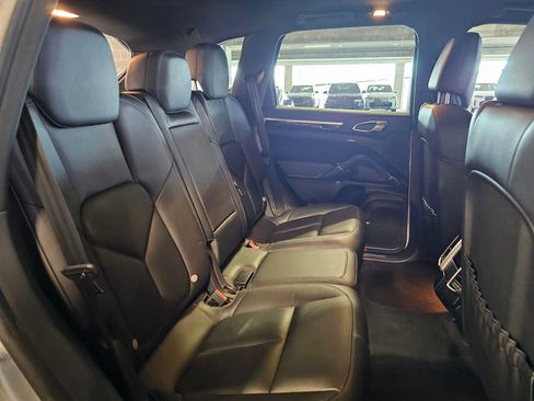 Used 2013 Porsche Cayenne AWD/4WD image 33