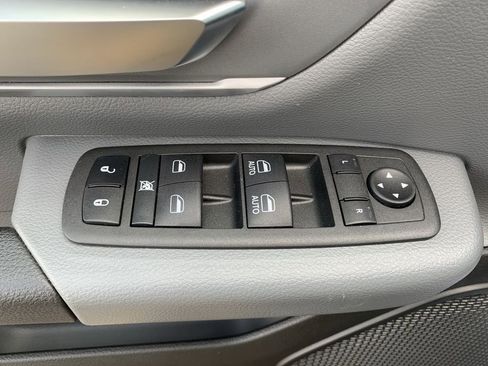 Used 2022 RAM 1500 Big Horn image 12