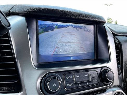 Used 2020 Chevrolet Tahoe Premier w/ Premier Plus Edition AWD/4WD image 28