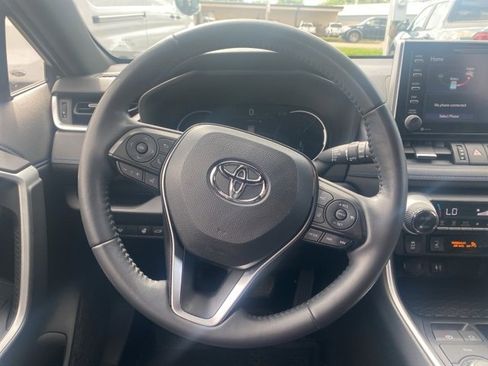 Used 2019 Toyota RAV4 XSE image 15