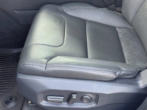 Used 2024 Toyota Tundra SR5 w/ SR5 Premium Package AWD/4WD image 17