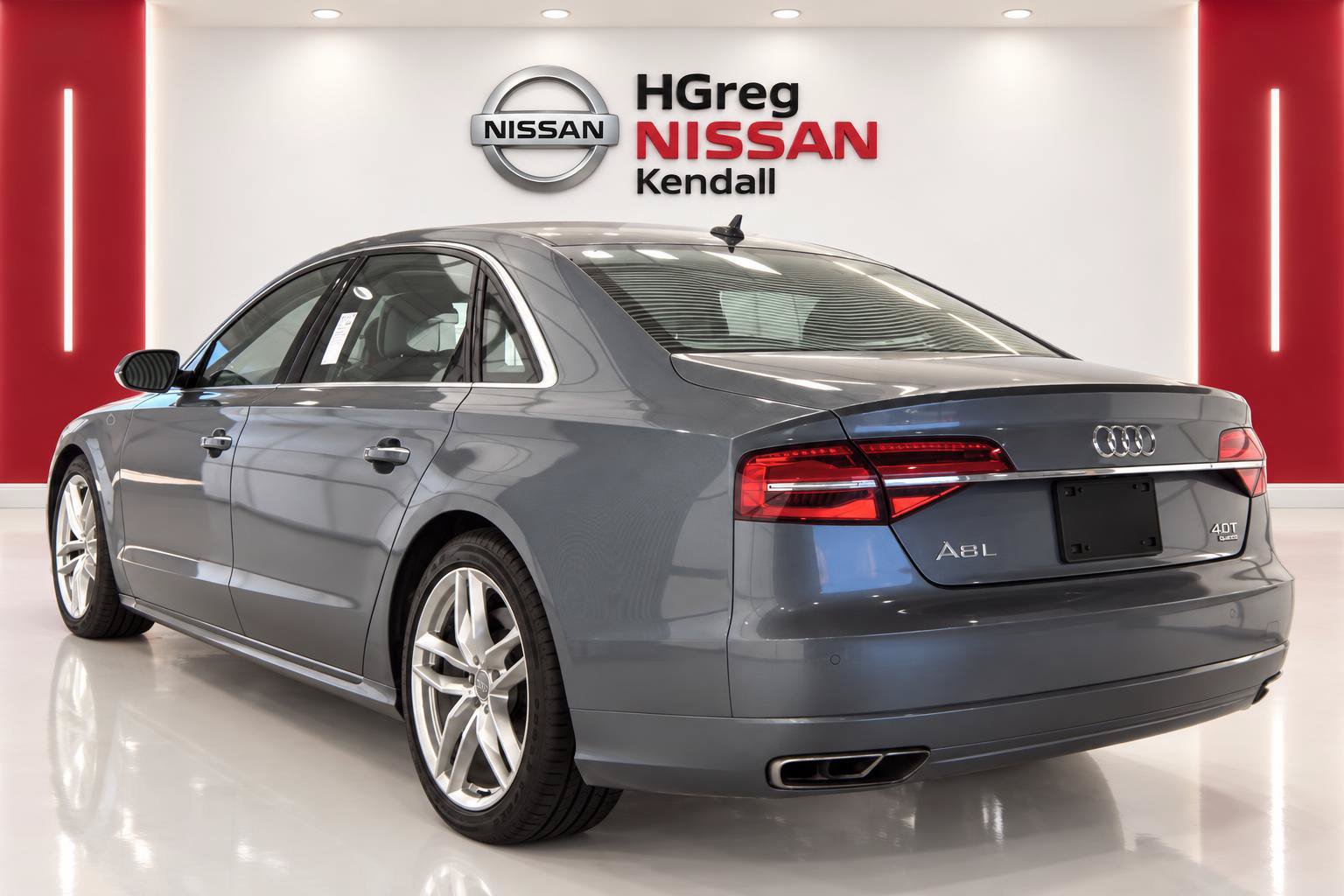 Used 2016 Audi A8 L 4.0T AWD/4WD image 2