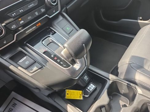 Used 2018 Honda CR-V Touring image 37
