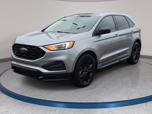 Used 2022 Ford Edge SE w/ Black Appearance Package AWD/4WD image 1