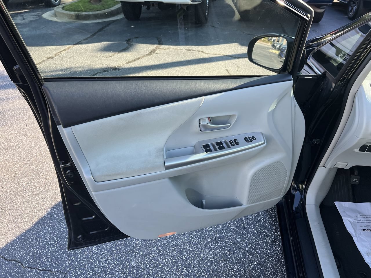 Used 2012 Toyota Prius V Two FWD image 14