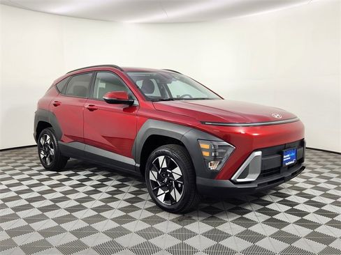 Certified 2025 Hyundai Kona SEL image 6