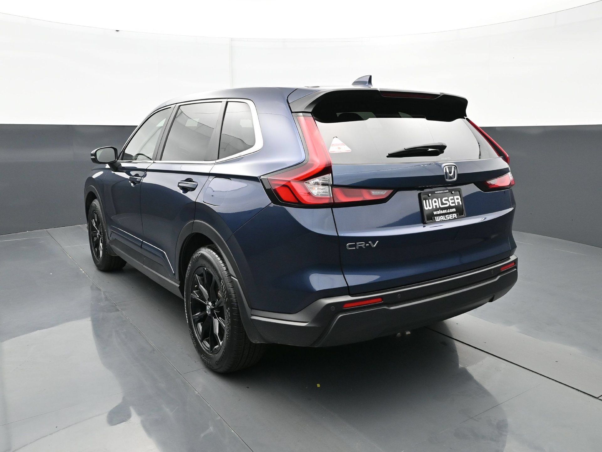 Used 2023 Honda CR-V EX-L image 5